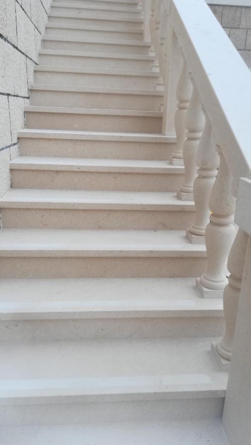 Apartman Ruzica Pucisca Exterior foto