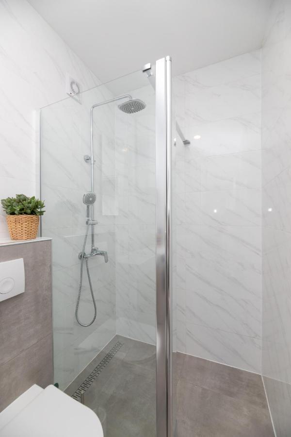 Apartman Ruzica Pucisca Exterior foto